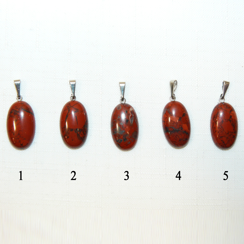Кулон из яшмы 12-20 мм - красная
